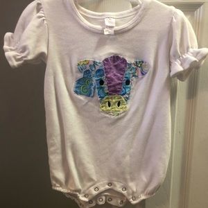 Monogrammed “E” cow bubble!